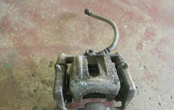 Mercedes-Benz B W245 Rear brake caliper