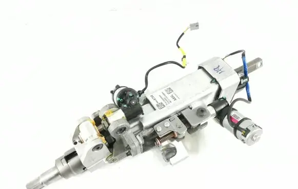 Steering wheel axle set