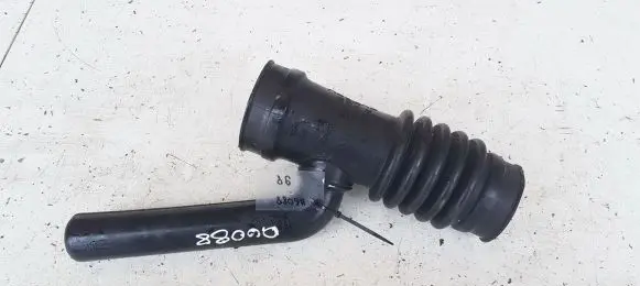 Subaru Outback Air intake hose/pipe b009subaru b-009subaru