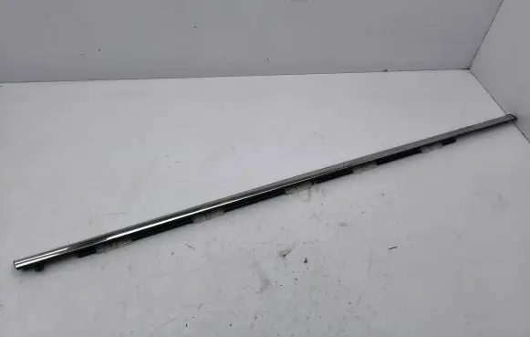 Mazda CX-7 Front door glass trim molding