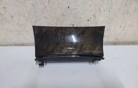 Mercedes-Benz E W211 Car ashtray A2118101330