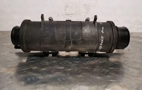 Jeep Grand Cherokee Air intake duct part