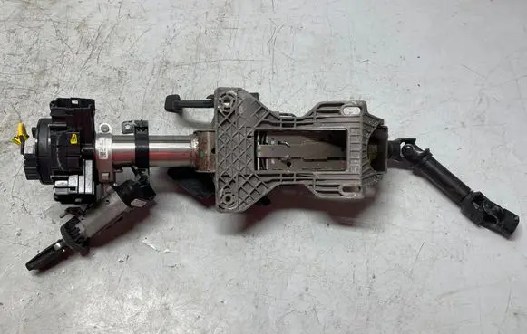 Opel Astra J Steering wheel axle set 13328668 13251806 20817720