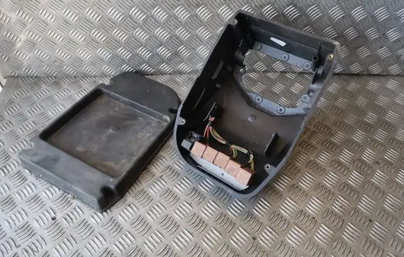 Jaguar XJ X308 Fuse box set LNE2391AB LNC2410MB LJA6703AA