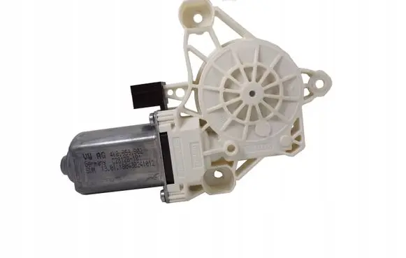 Audi A7 S7 4K8 Front door window regulator motor 4K0959802