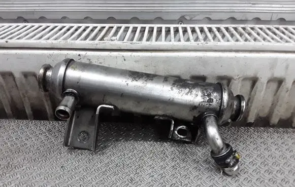 Opel Vectra C EGR valve cooler 55202430