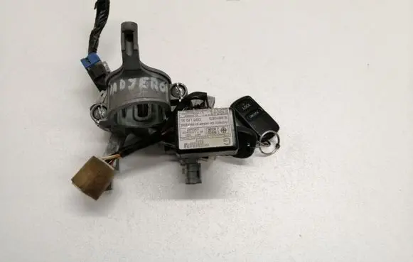 Mitsubishi Pajero Ignition lock MR329406 X1T14071M