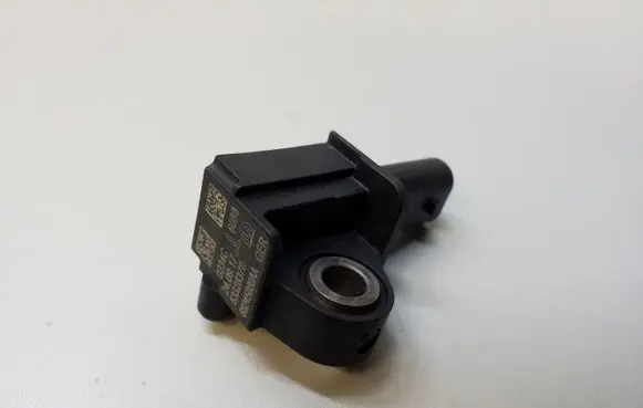Chrysler Pacifica Airbag deployment crash/impact sensor 68245080AA