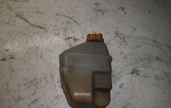 Mini One - Cooper Coupe R56 Coolant expansion tank/reservoir 13777910 A1505