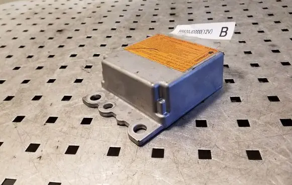 Nissan Qashqai Airbag control unit/module 98820JD000