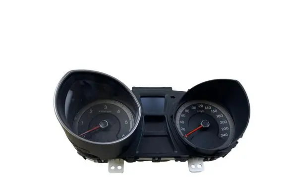 Hyundai i30 Speedometer (instrument cluster) 94003A6553