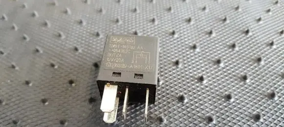 Ford Focus C-MAX Other relay 5M5T14B192AA 5M5T-14B192-AA