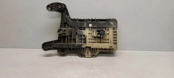 Volkswagen Caddy Battery tray 1K0915333H