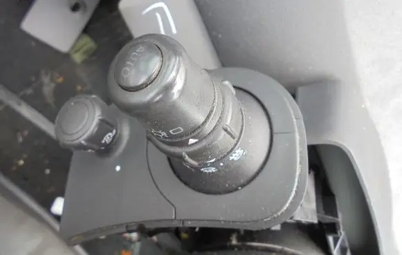 Renault Scenic II - Grand scenic II Light switch