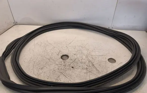 Toyota C-HR II Loading door rubber seal (on body) 67881F4050