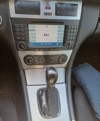 Mercedes-Benz C W203 Radio/CD/DVD/GPS head unit A2038703589 A2038270062