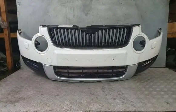 Skoda Yeti (5L) Front bumper 5L0807221 3200101