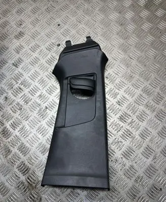 Volvo V40 (B) pillar trim (top) 31307225