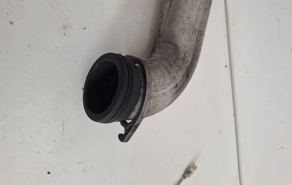 Intercooler hose/pipe
