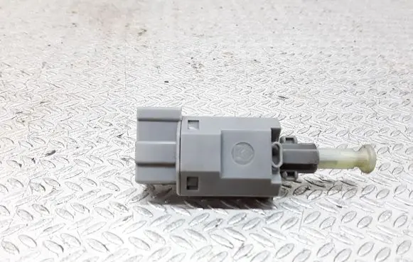 Clutch pedal sensor