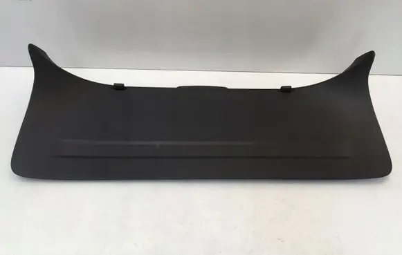 Nissan Qashqai J12 Tailgate/boot lid cover trim 909016UA0A