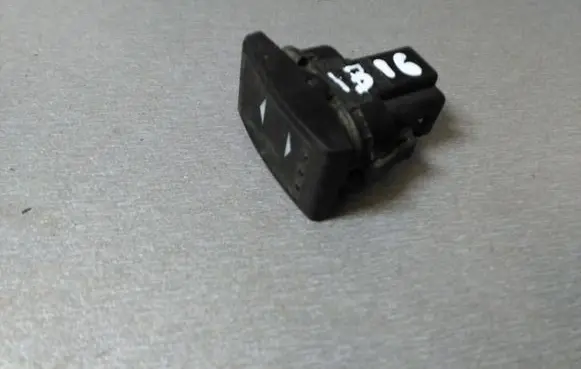Ford Mondeo Mk III Electric window control switch 1S7T14529AB