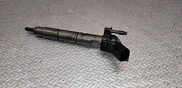 Mercedes-Benz CLK A209 C209 Fuel injector 0445115027 A6420700587