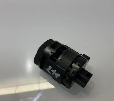 Mercedes-Benz E W211 Interior temperature sensor A2118300272 2118300272