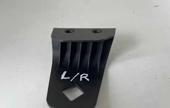 Audi A3 S3 8V Headlight/headlamp mounting bracket 19158802
