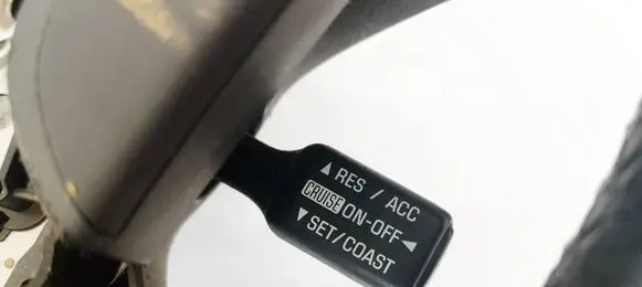 Toyota Avensis T220 Cruise control stalk 