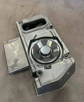 Land Rover Range Rover Sport L494 Subwoofer speaker 430407422111 430407422101 430407803681