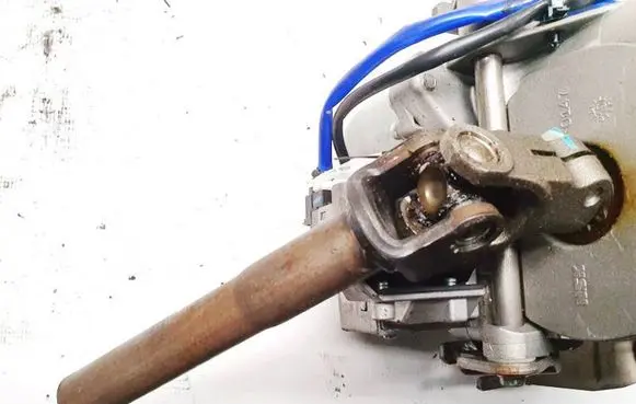 Nissan Qashqai Steering column universal joint