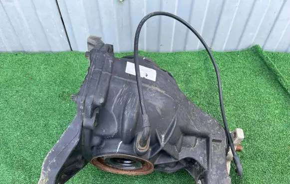 Mercedes-Benz GLS X166 Rear differential 1663504114
