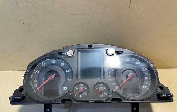 Volkswagen PASSAT B6 Speedometer (instrument cluster) A2C53117394 A2C53042108