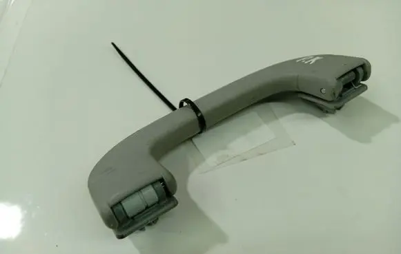 Mitsubishi Colt Front interior roof grab handle 