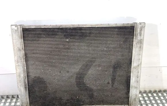 BMW 5 E60 E61 Coolant radiator 