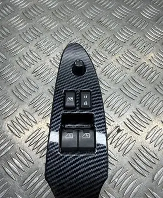 Nissan 370Z Electric window control switch 25401