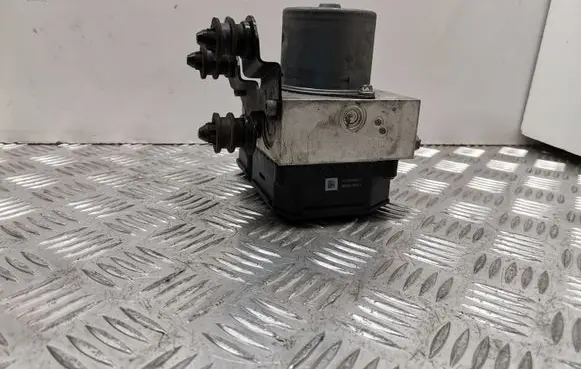 Volkswagen PASSAT B7 ABS Pump 3AA614109AQ