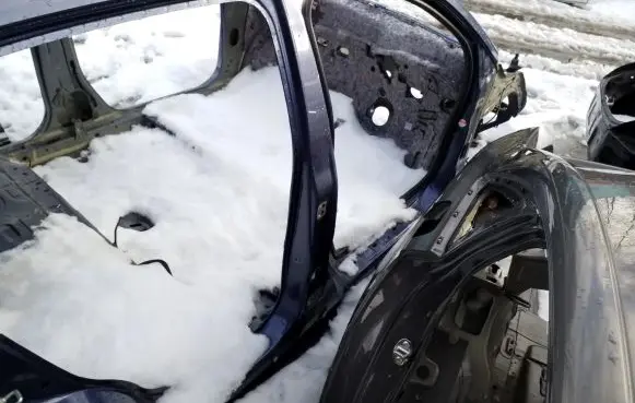 Honda CR-V Pillar (middle) 