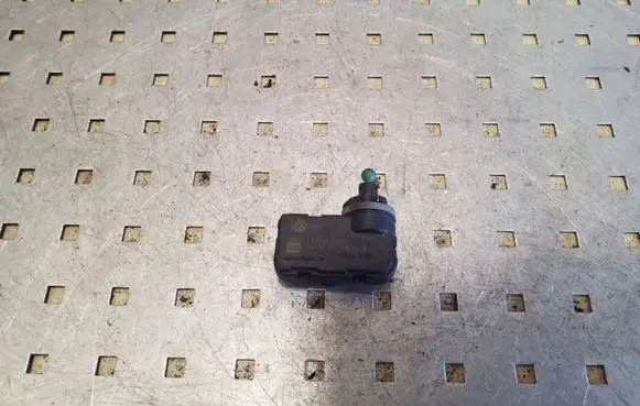 Audi A2 Headlight level adjustment motor 1J0941295F