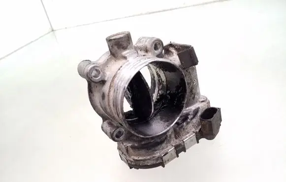 Volvo XC70 Throttle valve 8692720 0281002701