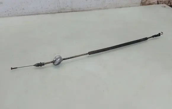 Volkswagen Caddy Front door cable line 