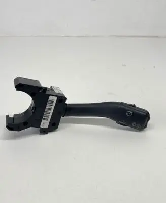 Volkswagen Golf IV Wiper control stalk 4B0953503H CZK0301202032