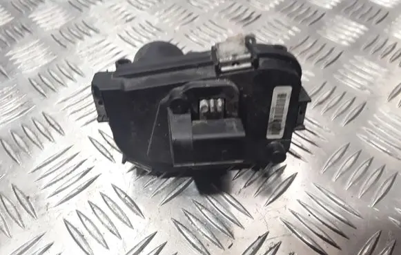 Opel Insignia A Intake manifold valve actuator/motor 8686U136L