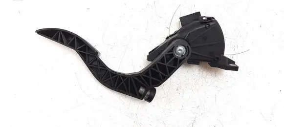 Skoda Octavia Mk2 (1Z) Accelerator throttle pedal 8E1723523J