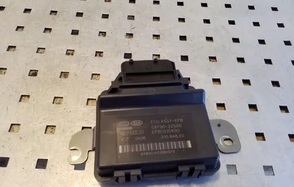 Hyundai i40 Hand brake control module 597903Z500
