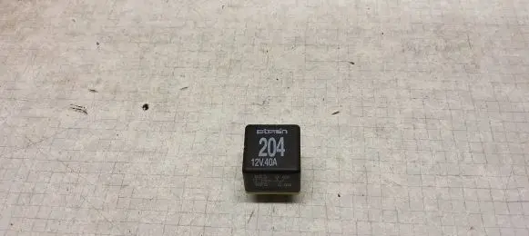 Audi A4 S4 B5 8D Other relay 431951253H