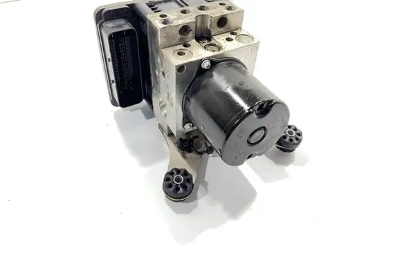 BMW 7 F01 F02 F03 F04 ABS Pump 6777697
