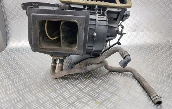 Ford Focus Interior heater climate box assembly 