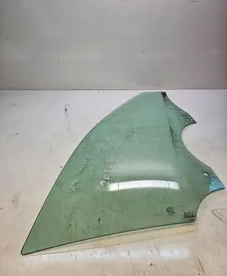 Audi A3 S3 8V Sliding door window/glass 8V5845202